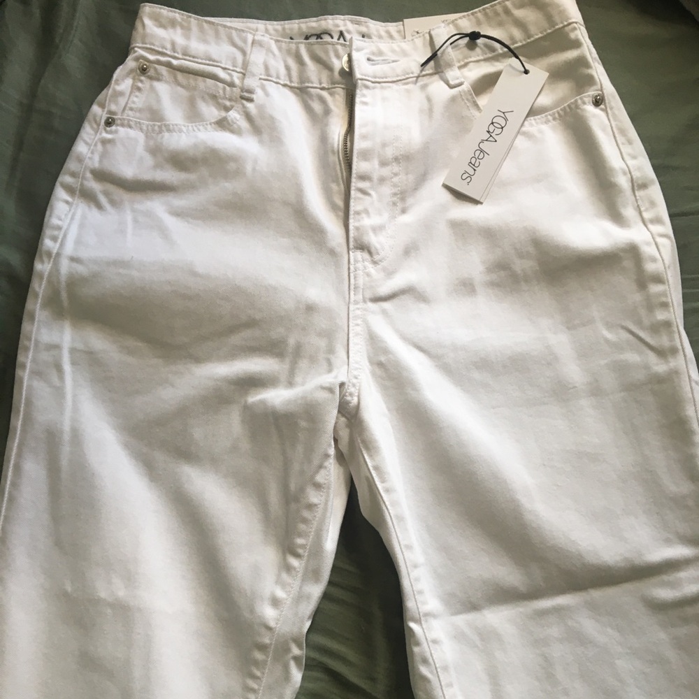 White jeans never worn
